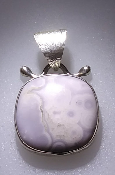 Lace Agate Pendant